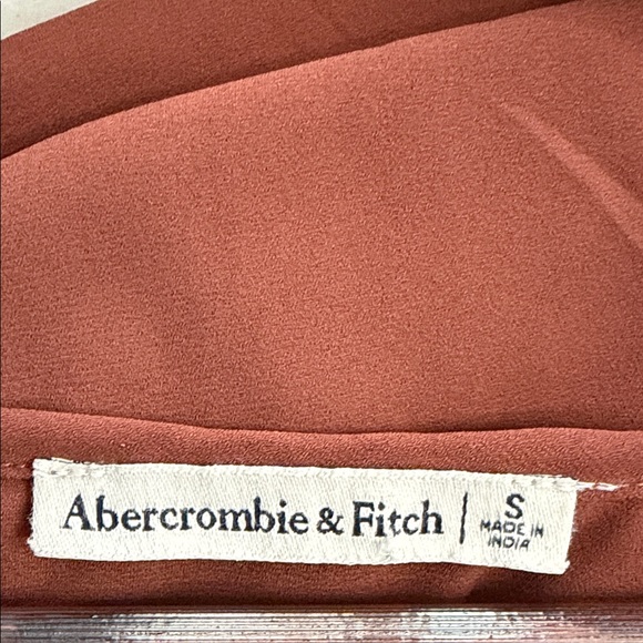 Corset Style Top | Structured Trend Piece - Picture 5 of 8